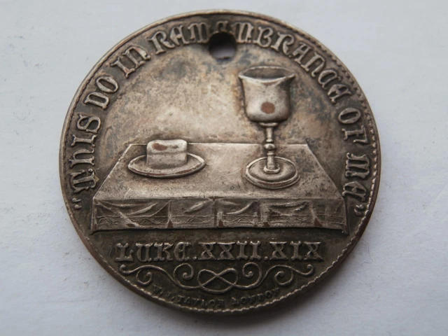 GB LONDON ANTIQUE Communion Token Scottish National Church Crown Court ...