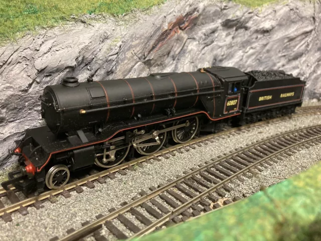 Bachmann OO BR Gresley V2 Class 2-6-2 Tender Loco 60807 Item 31-553. Super Cond