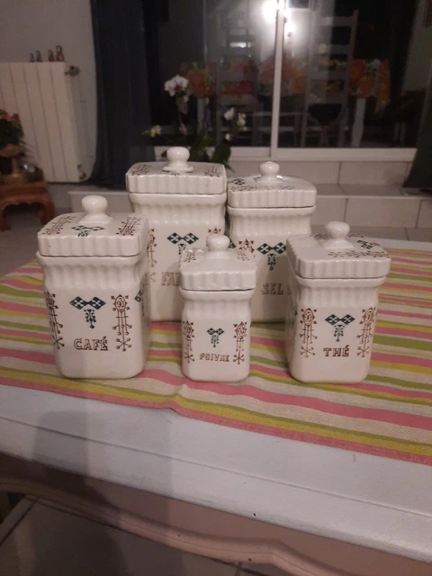 Lot de 5 pots à épices en verre avec couvercles en plastique roug