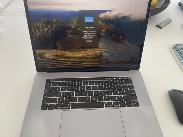 Macbook Pro 15 inch 2018 With Touch Bar 2.2 GHz 6-Core 16GB Intel Core i7