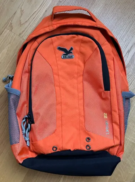 Sac à dos - Salewa - Orange - Urban 22 - 22 litres - très bon etat