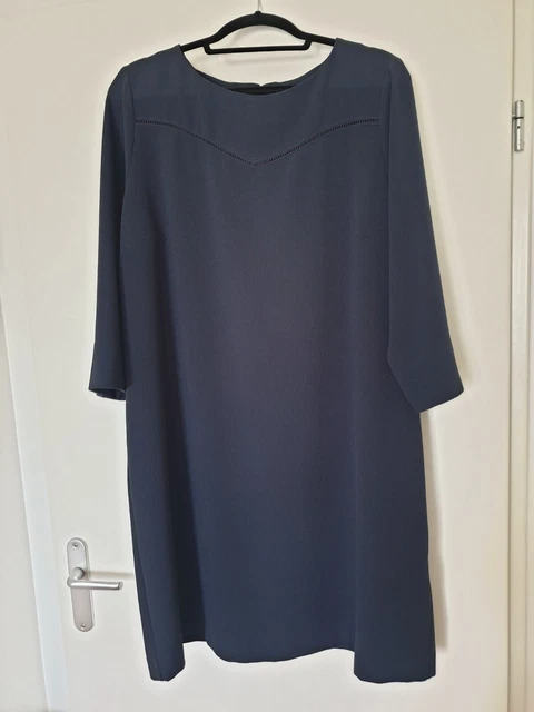 Robe Cache-cœur En Crêpe Rouge Camaieu Taille 38 - Longueur Midi, Occasion Très Bon état