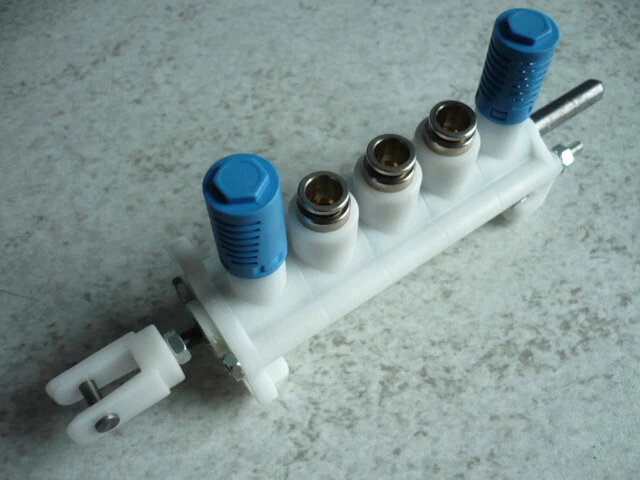 Valvola A Pedale Pneumatica Per Smontagomme – Alluminio, Attacco 8 Mm Con Silenziatori (4 Versioni Disponibili)