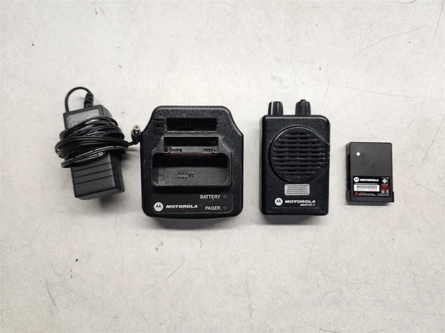 Motorola Minitor V Pager, Charging Cradle, Power Adaptor, Battery