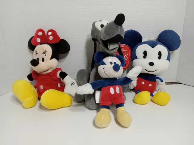 Disney Mickey Mouse, Minnie Mouse And Pluto lot 4 Plush Hallmark