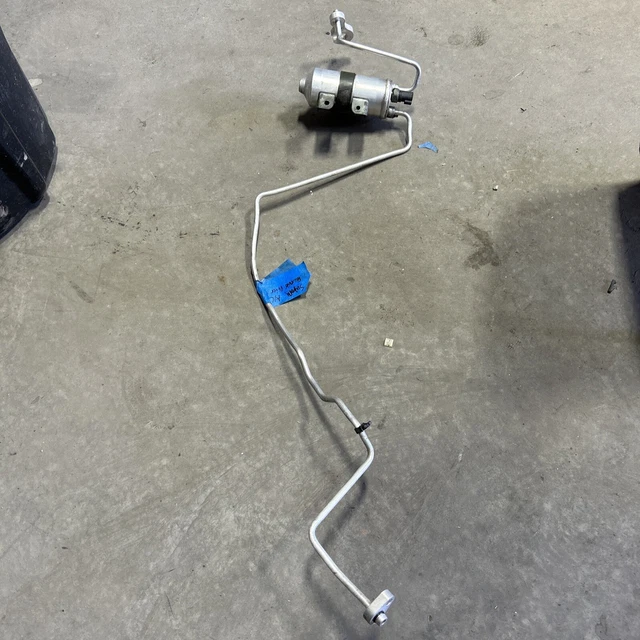 07 Subaru Forester A/C Line To Evaporator With Reciever Drier