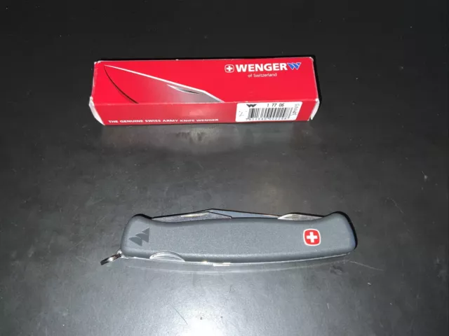 Wenger Swiss Army Knife Black/Gray Mountaineer 1.77.06 New In Box