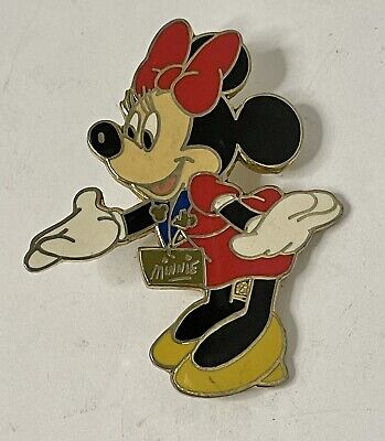 Walt Disney Minnie Mouse Hand Out Trading Pin