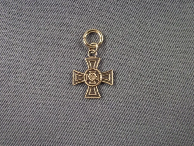 CROIX D'HONNEUR DE la Bundeswehr or croix du mérite fédéral fermoir