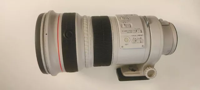 Objectif / Lens Canon EF 300mm f/2.8 L IS USM - Fontionne très bien