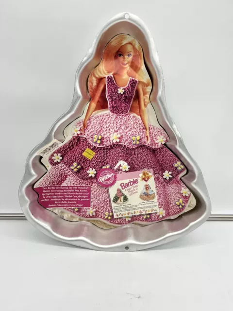 Vintage 1995 Wilton Barbie Cake Pan EUC! Free Shipping! Vintage 1995 Wilton Barbie Cake Pan EUC! Free Shipping!