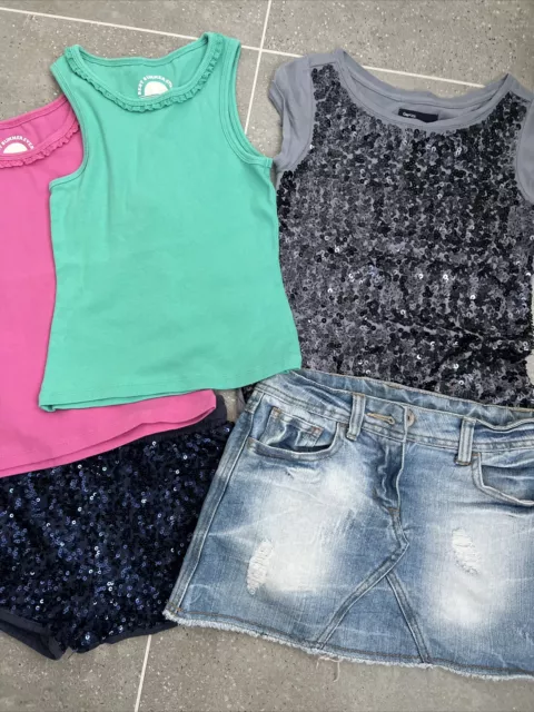 Girls Bundle (5) 3 T shirts/ shorts/ skirt by M&S/ Next Age 8-9 Years