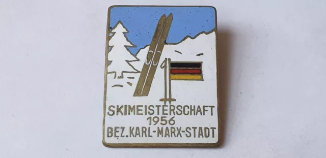 DDR Abzeichen - Wintersport - Skimeisterschaften Bezirk Karl - Marx - Stadt 1956