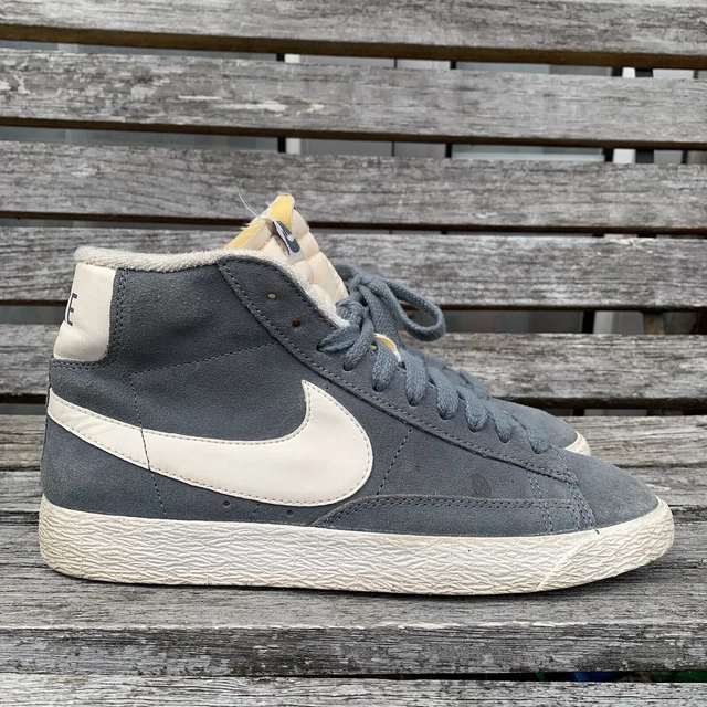 Nike blazer mid vintage discount suede trainers in grey