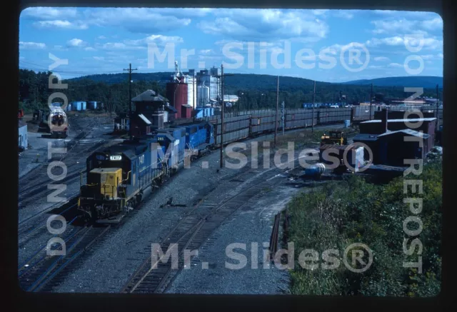 Original Slide D&H Delaware & Hudson GP39-2 7417 & 2 Action E. Deerfield MA 1985
