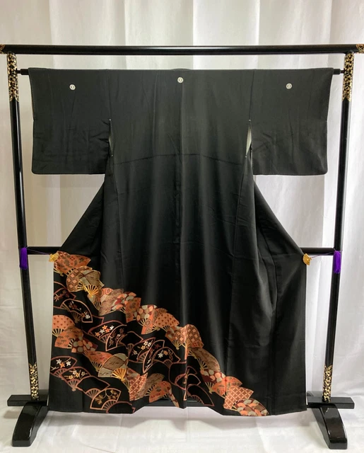 Vintage Japanese kimono - Kuro tomesode with Beautiful embroidery