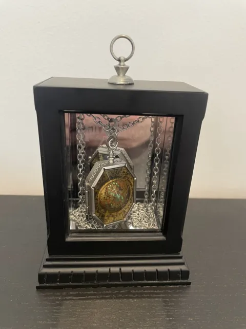 Harry Potter Horcrux Locket By The Noble Collection Replica