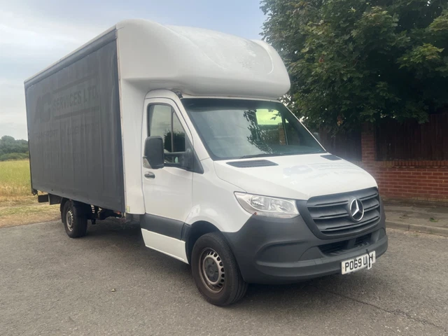 Rear Door Shower Privacy Curtain For 2019+ Mercedes Sprinter Vans - Includes Side Panels, Waterproof & Easy Setup