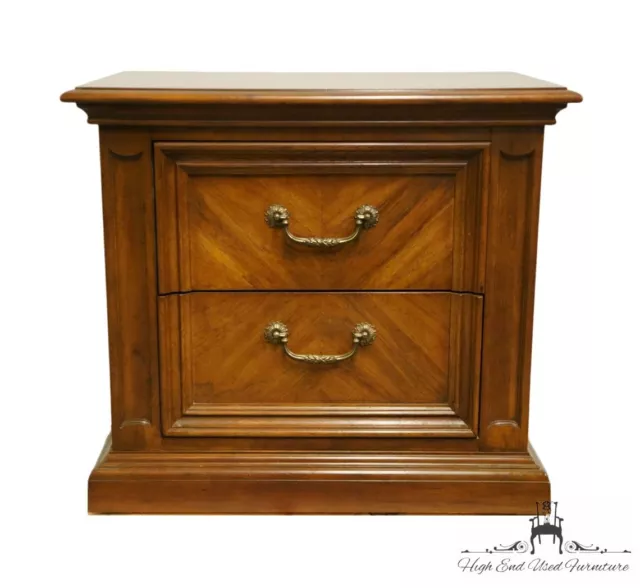THOMASVILLE FURNITURE Decorum II Collection Italian Provincial 27" Nightstand... THOMASVILLE FURNITURE Decorum II Collection Italian Provincial 27" Nightstand...