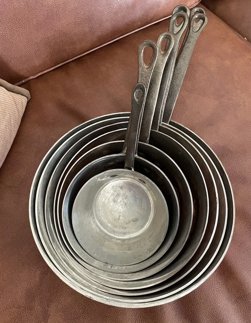 French Copper Villedieu 7 Windsor Pans Set Hammered Tin & Cast Iron 2 mm Unused French Copper Villedieu 7 Windsor Pans Set Hammered Tin & Cast Iron 2 mm Unused