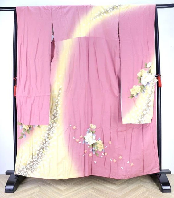 Furisode Japanese Kimono Kimono Sakura flower and petal Long Sleeves