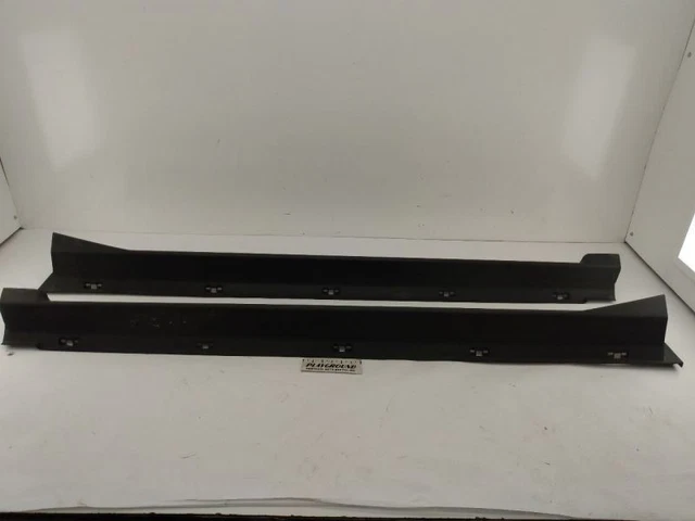 HUMMER H3 Pair Of Rocker Panel Side Skirt Moldings 06 07 08 09 10