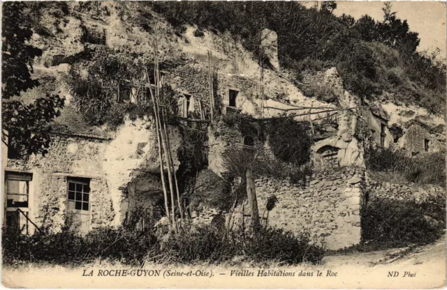 CPA La Roche Guyon Vieilles Habitations dans le Roc (1319440)