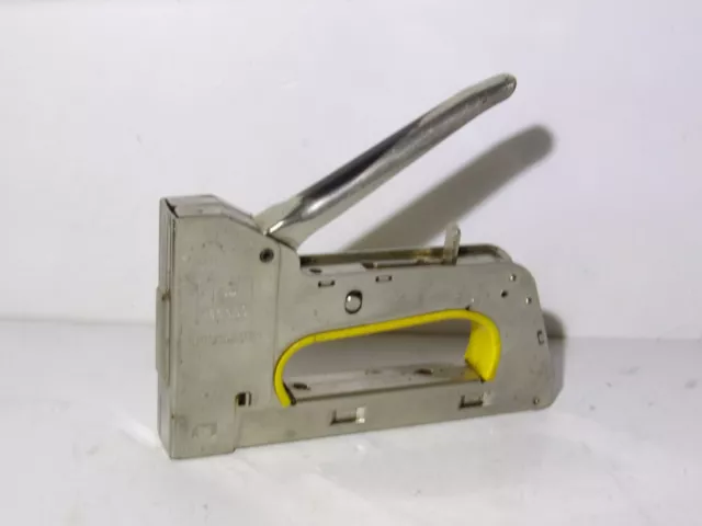 Carrello elevatore/pistola Rapid R33 - Attaccante manuale per tessuti e tappezzeria resistente