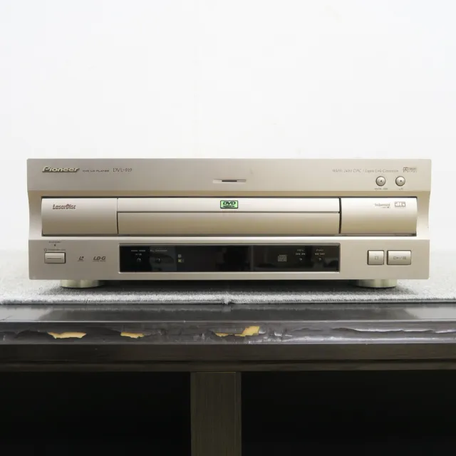 Pioneer DVL-919 LD Laser Disc DVD Player with Remote Control