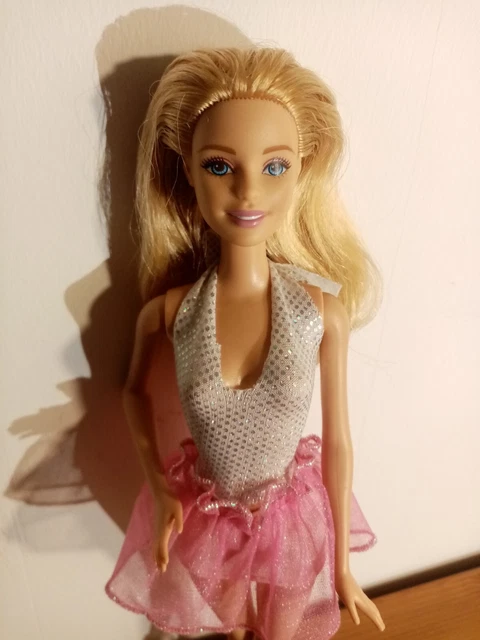 BARBIE Fashionistas 2009 Nikki Mattel R9883 K26 EUR 79,90 - DE