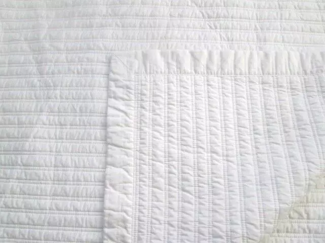 RALPH LAUREN Blue Label Reed (?) full-queen white channel quilted coverlet. 2
