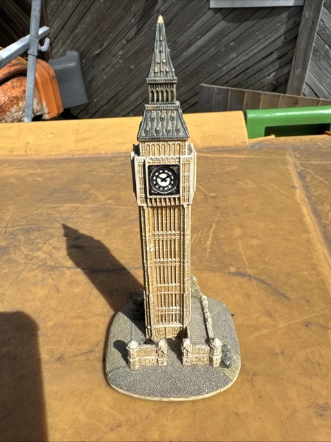LILLIPUT LANE BIG Ben in Winter L2300 - 1999 Millennium Edition