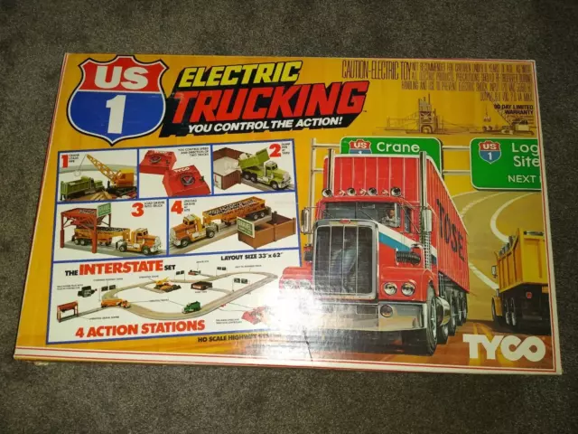 1981 Tyco Us-1 Electric Trucking The Interstate Set #3210  Complete Set