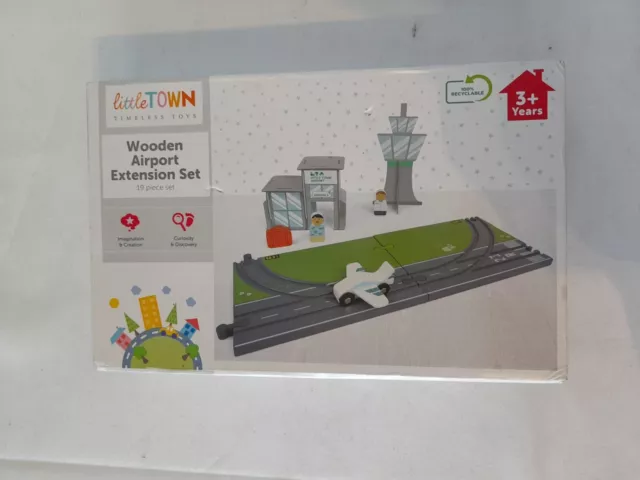 LITTLE TOWN TIMELESS Toys Wooden Airport Extension Set 19 Piece Set With Box 14.99 PicClick UK