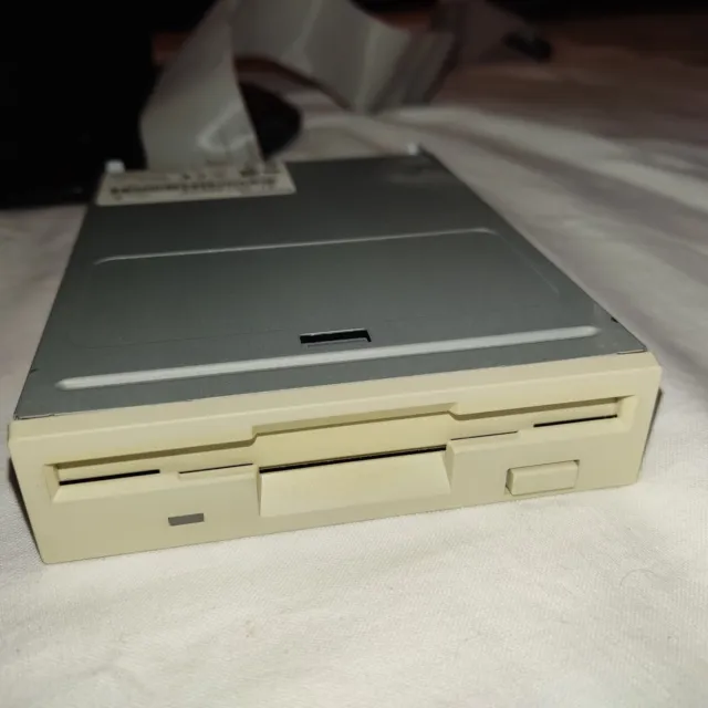 PANASONIC BEIGE  1.44MB Internal 3.5" Floppy Disk Drive PC Intel Win98 DOS FDD