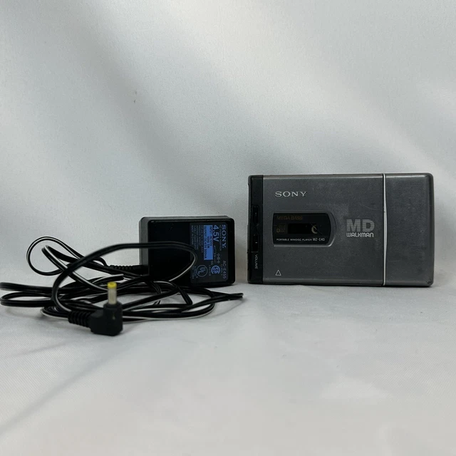 VINTAGE SONY MZE40 MD Walkman Portable Minidisc Player with Charger