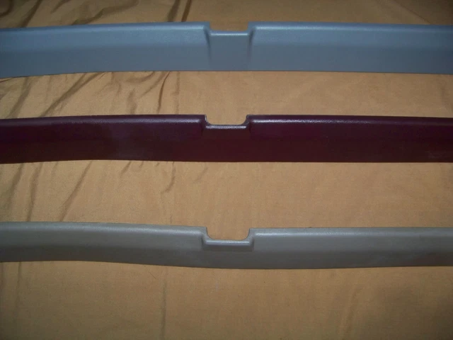 1995-'99 (1) Rear Door (Barn/Cargo) Roof Trim for Suburban, Tahoe and Yukon 3