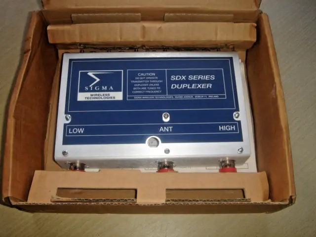 New Sigma SDX460 440-512MHz 100W UHF duplexer with N-type connectors