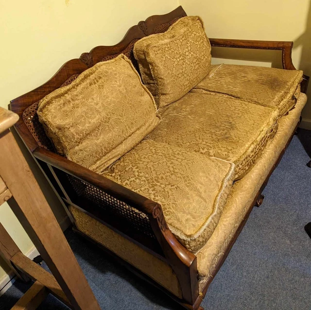 1890s Country House Bergere 3 piece suite
