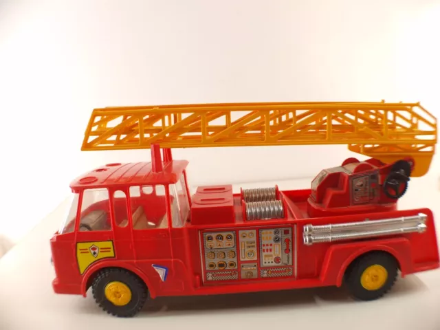 Joustra Camion Grande échelle Pompiers à friction 37 cm