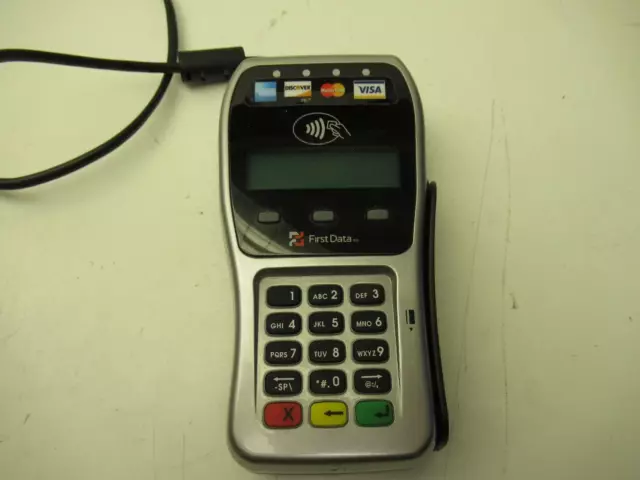 dFirst Data FD-35 Pin Pad Credit Card Reader