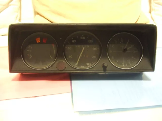 BMW 1502 1602 1802 2002  E10 Tachometer Tacho Kombiinstrument VDO 180KM/h