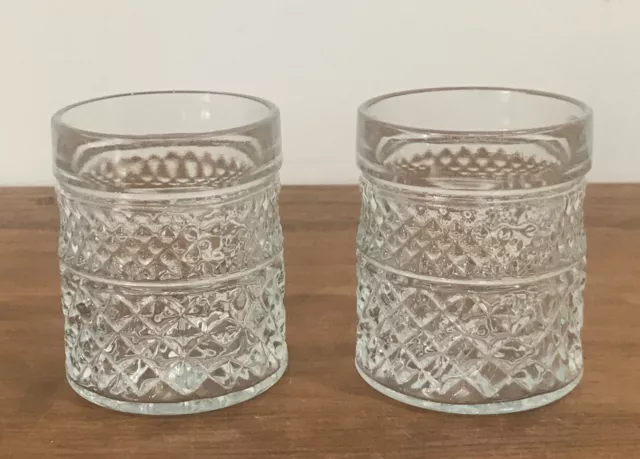 2 Vintage Anchor Hocking Wexford Pattern Glasses -  225ml