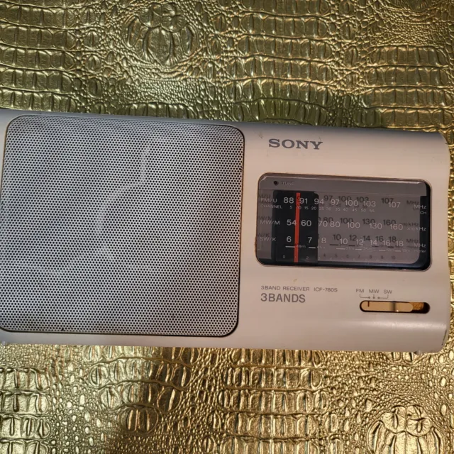 Sony ICF- 780S - 3 Band FM/MW/SW Portable Radio