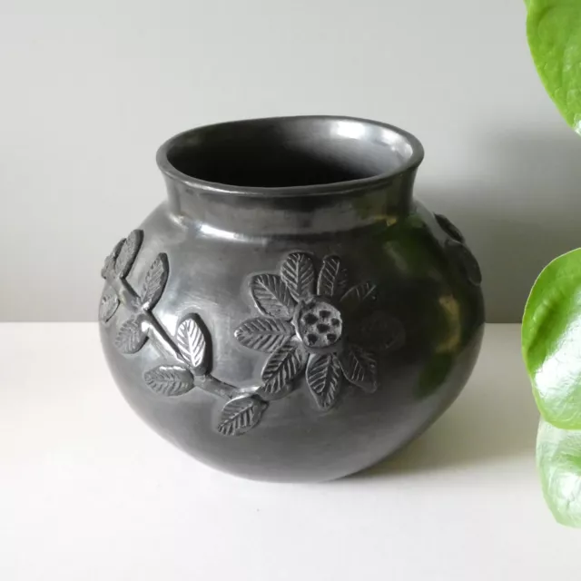 Vintage Signed Dona Rosa Black Folk Art Pottery Vase Oxaca Mexico Floral