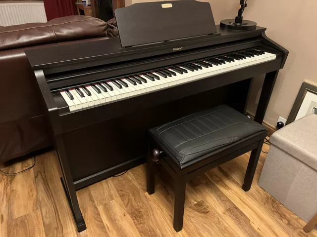 Roland 2025 hp 530e