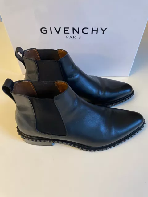 Bottines homme Givenchy très bon état taille 41 made in Italy