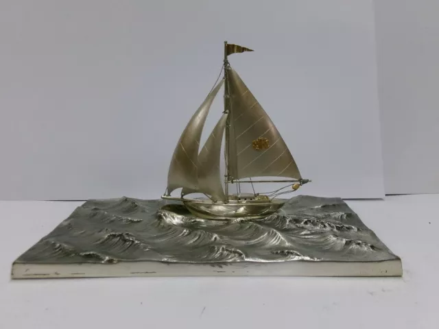 Sailboat of 970 Sterling Silver of Japan. #51g/1.80oz. Japanese antique