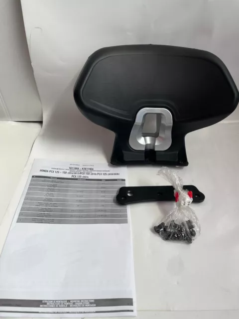 Schienale Passeggero Givi TB1190A per Honda PCX 125 dal 2018 al 2023 Schienale Passeggero Givi TB1190A per Honda PCX 125 dal 2018 al 2023