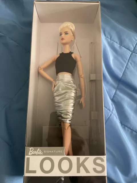 Barbie ~ LOOKS - NEW - Barbie Model #8